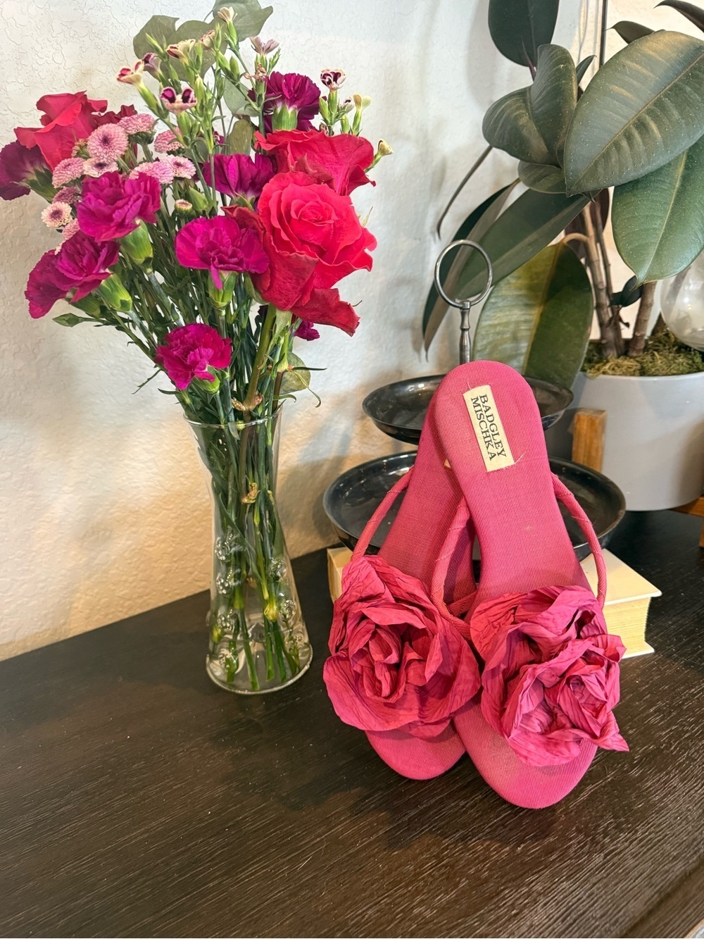 Badgley Mischka Pink Floral Appliqué Women's Sandals